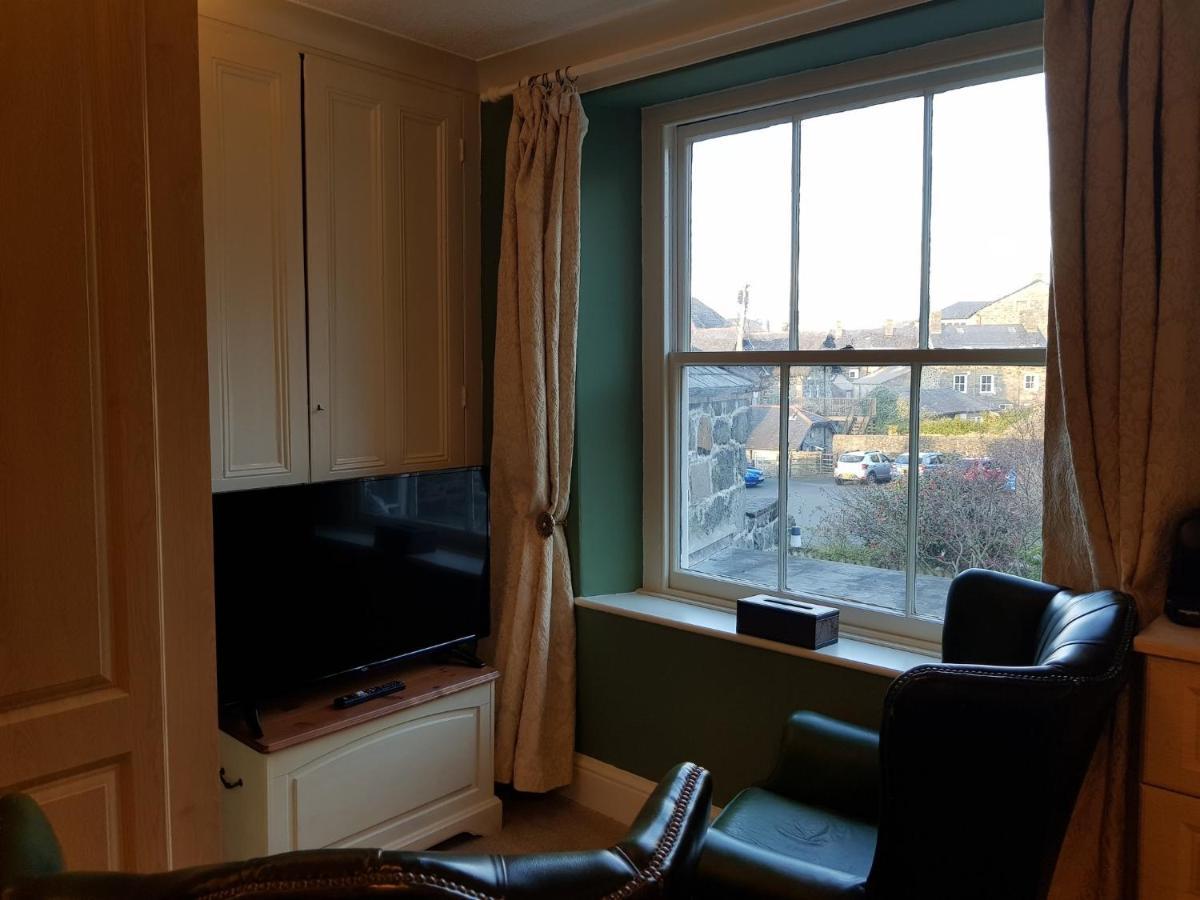 Afallon Townhouse Долгелай Екстериор снимка