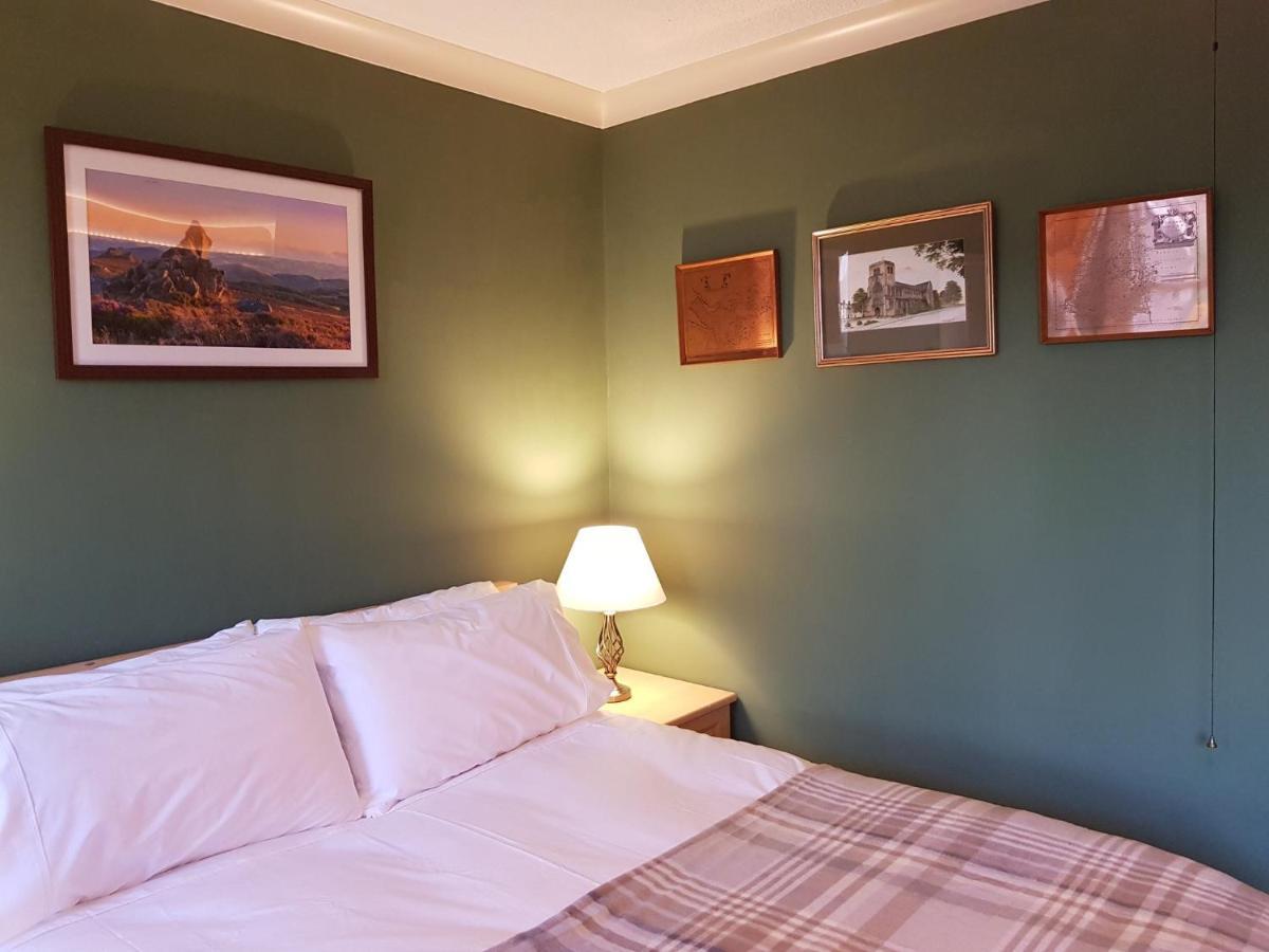 Afallon Townhouse Долгелай Екстериор снимка