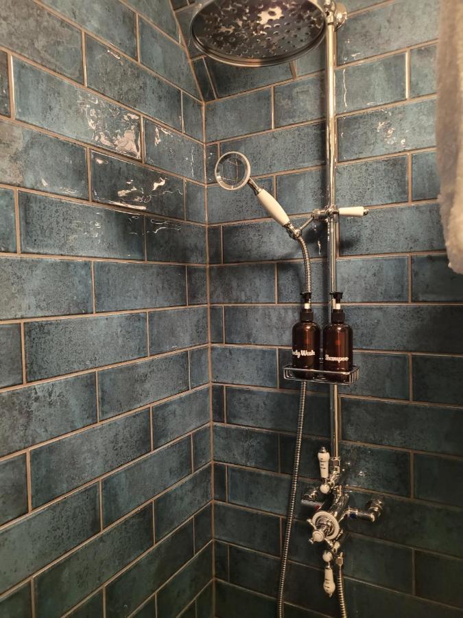 Afallon Townhouse Долгелай Екстериор снимка
